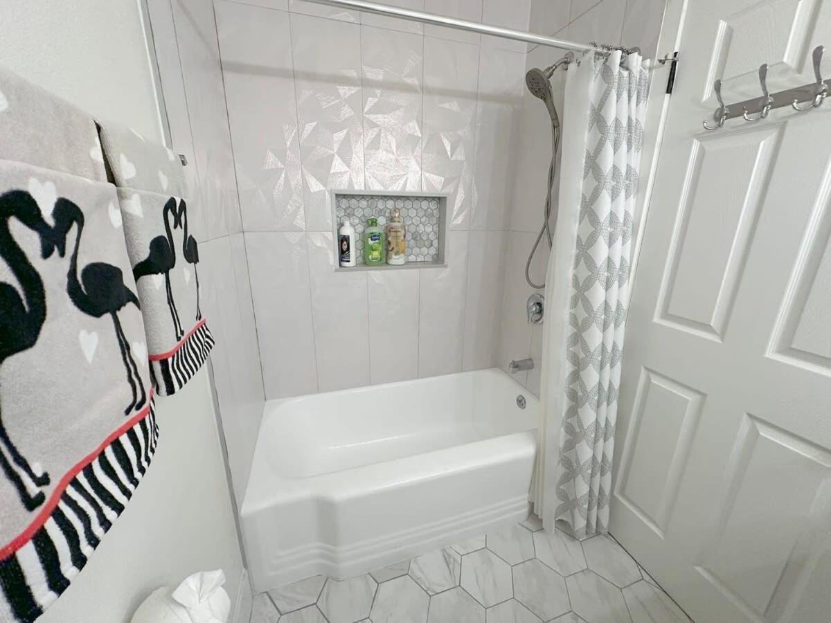 Spacious Disneyland 5 Bedroom 4 Bath House With Game Room Anaheim Exterior foto